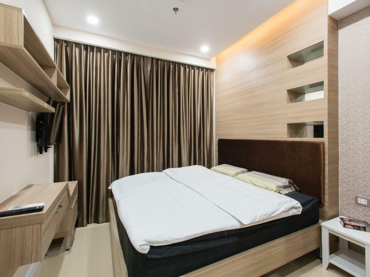 Dusit Grand Condo View Jomtien Beach Exterior photo