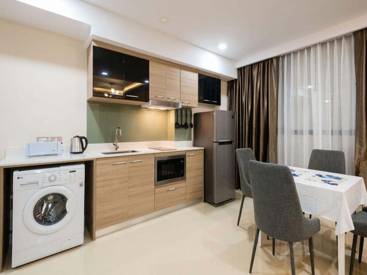 Dusit Grand Condo View Jomtien Beach Exterior photo