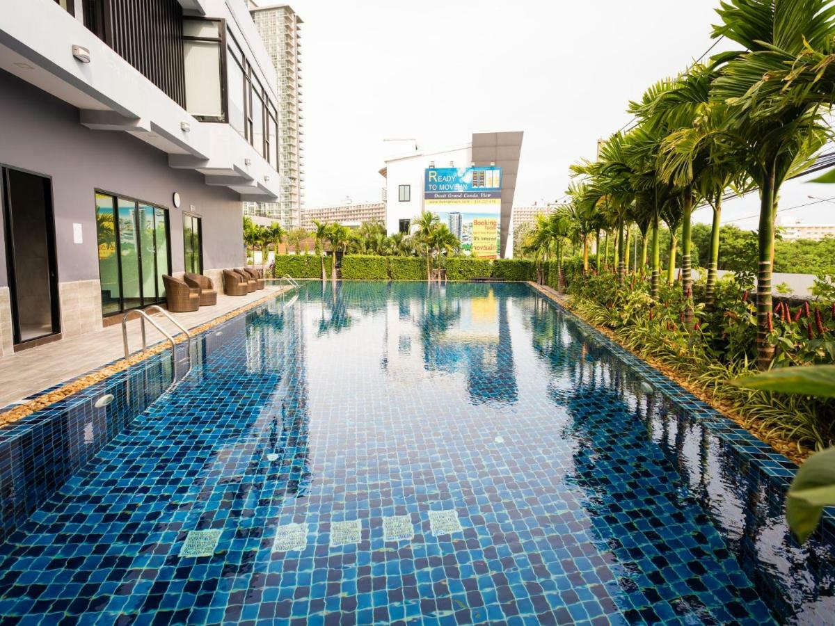 Dusit Grand Condo View Jomtien Beach Exterior photo