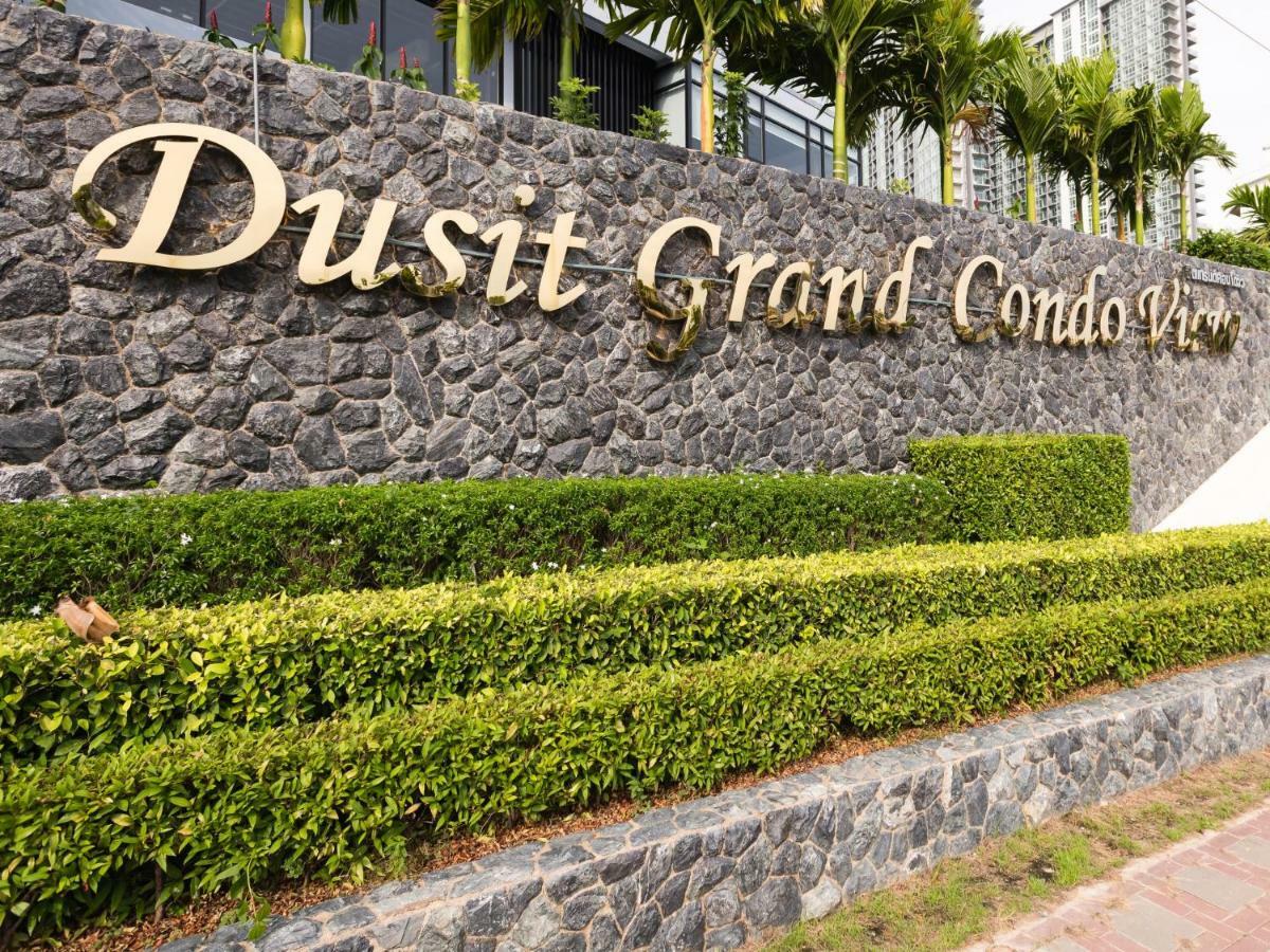 Dusit Grand Condo View Jomtien Beach Exterior photo