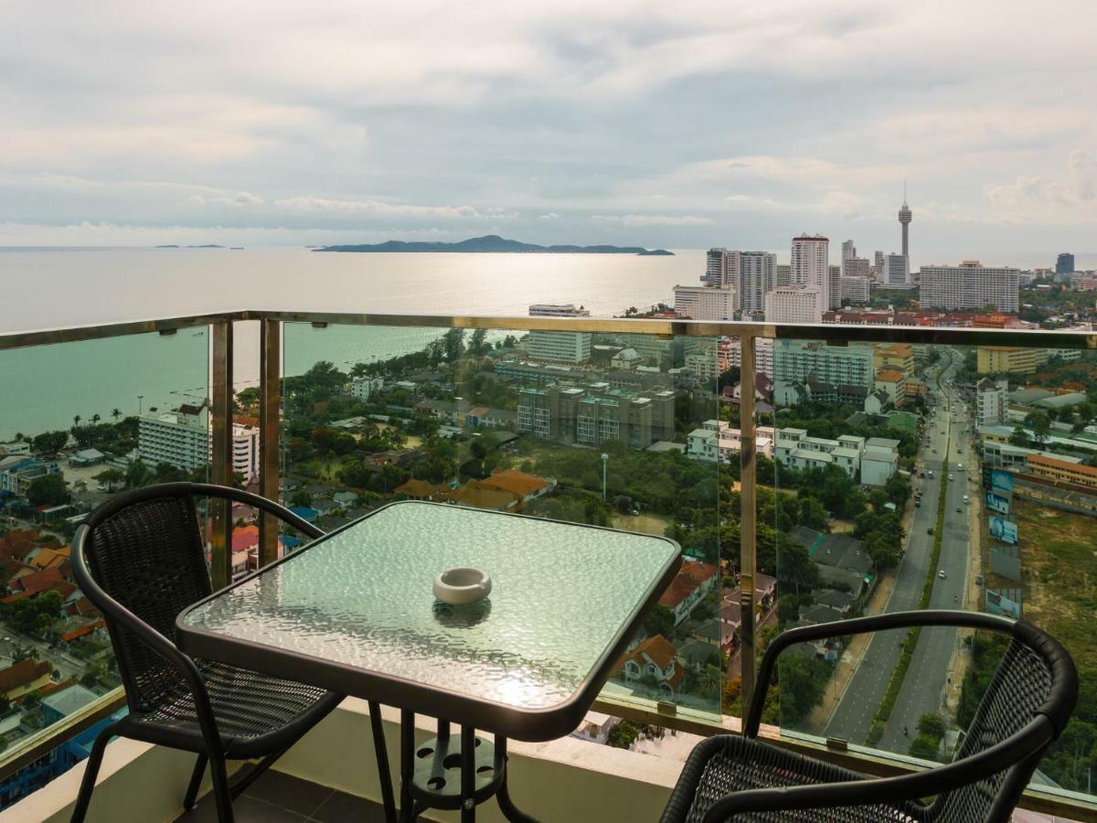 Dusit Grand Condo View Jomtien Beach Exterior photo